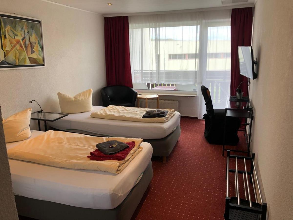 Hotel Saarland Lebach Eksteriør bilde
