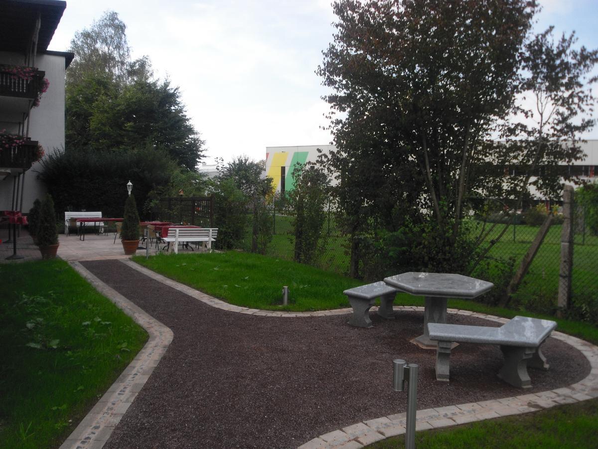 Hotel Saarland Lebach Eksteriør bilde