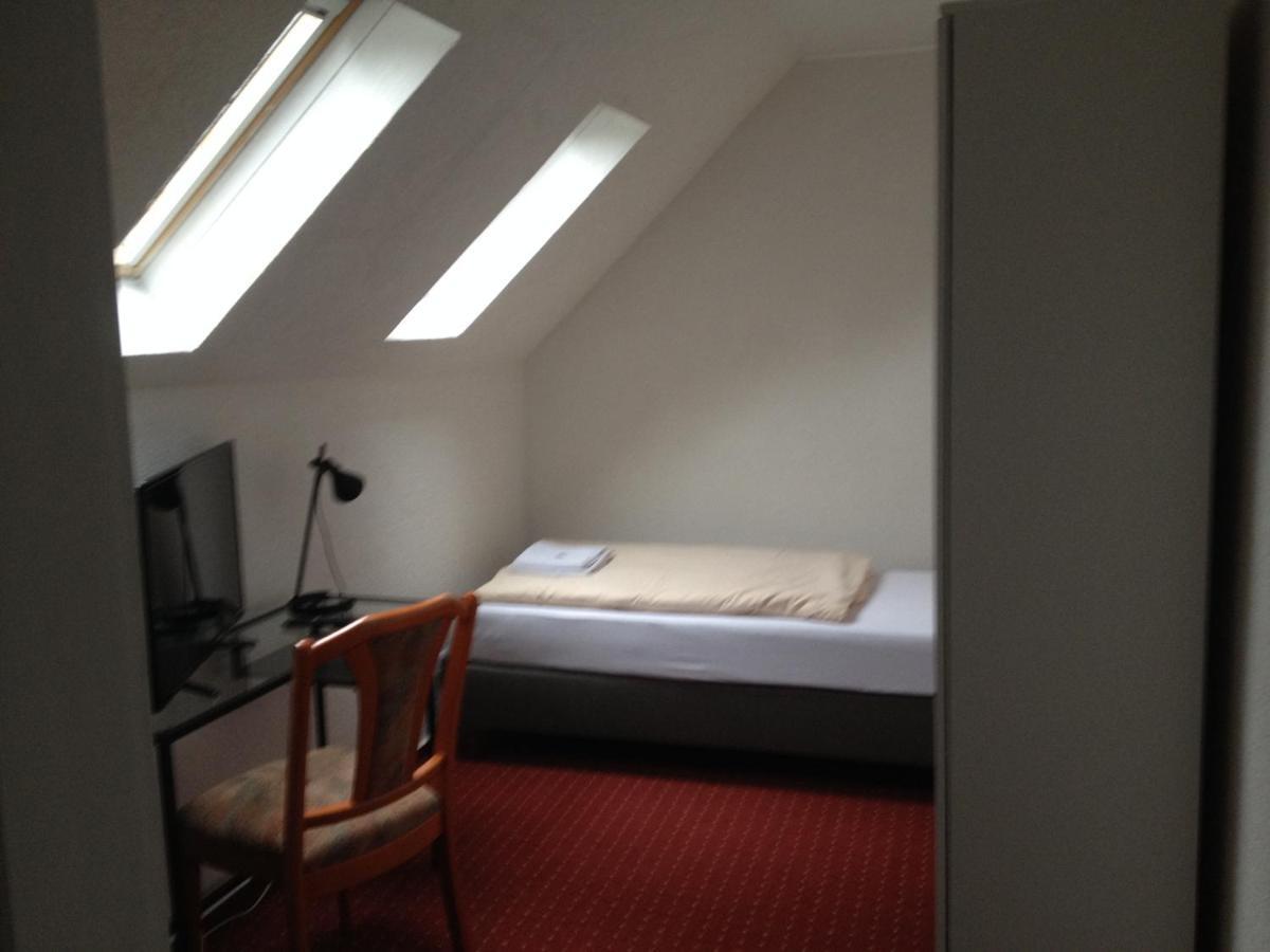 Hotel Saarland Lebach Eksteriør bilde